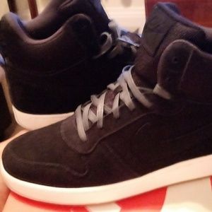 Nike Court Borough Mid premium Me